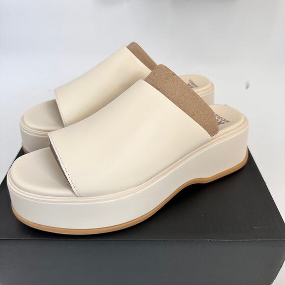 SOREL New in Box Dayspring Slide Sandal // 11 - Picture 7 of 10